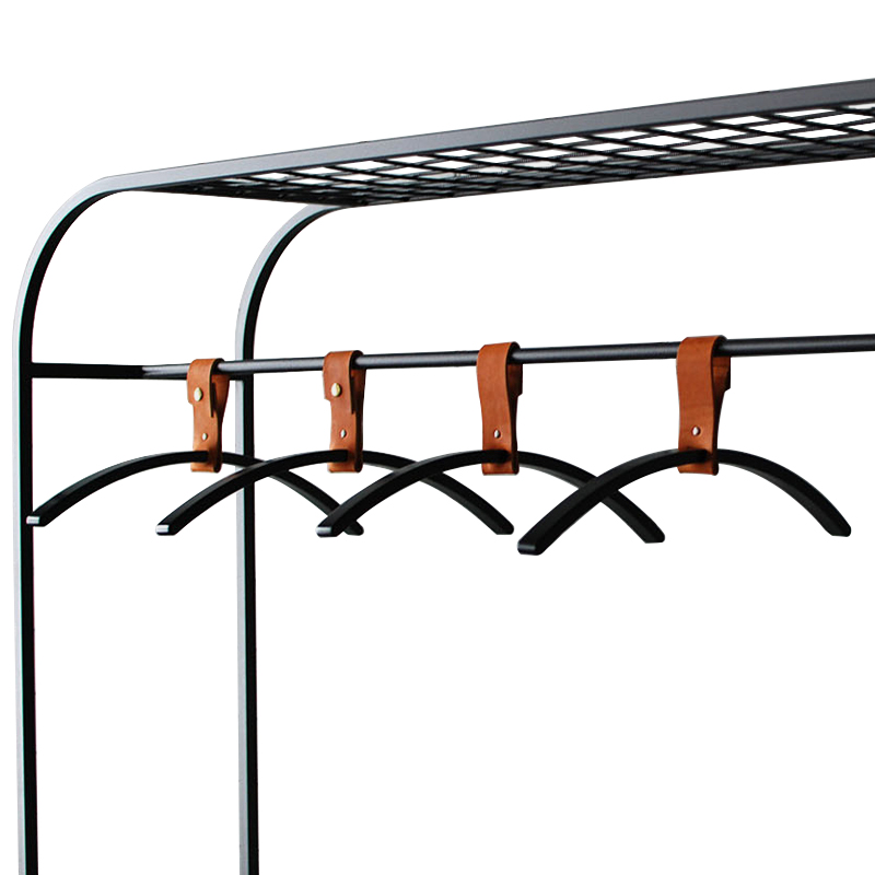 Плечики для одежды Amos Black Clothes Hanger Черный Коричневый в Омске | Loft Concept 