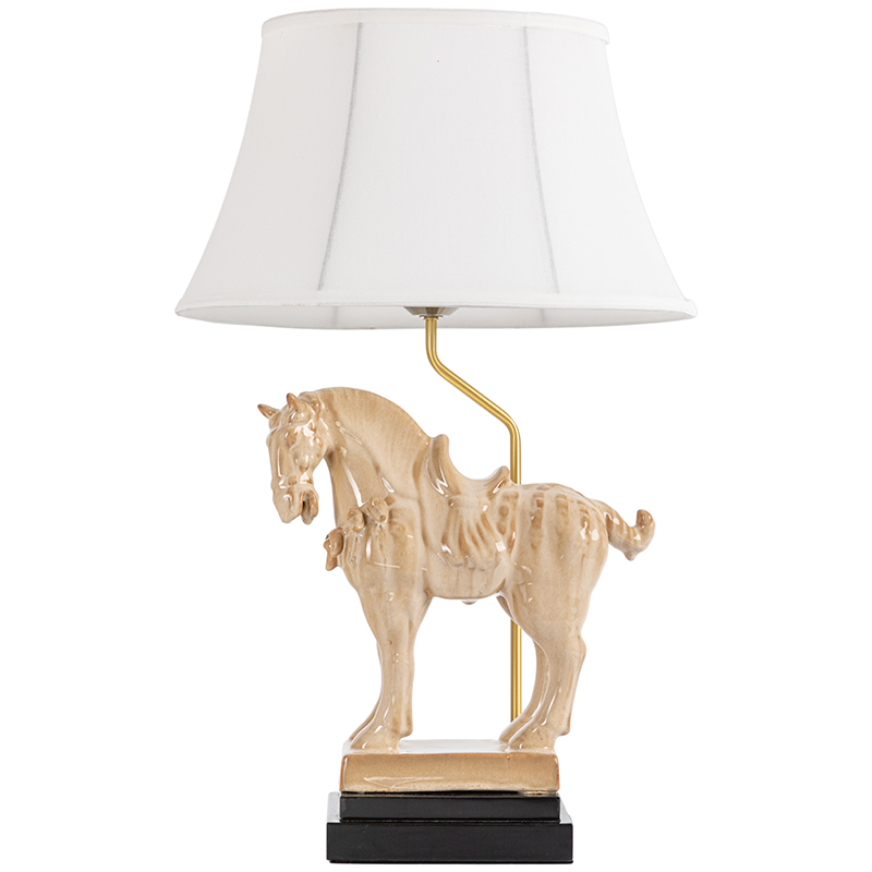 Настольная лампа Dynasty Tang Horse Sculpture Lampshade Бежевый Коричневый Белый Латунь в Омске | Loft Concept 