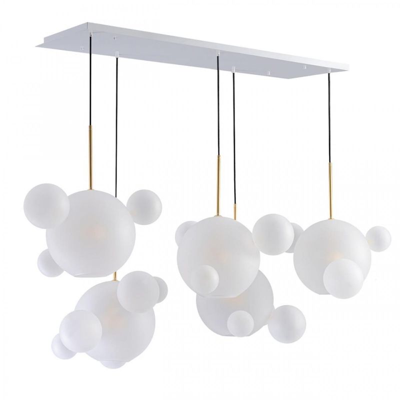 Линейный Светодиодный Светильник Giopato & Coombes Bubble Chandelier Linear Circle матовое белое стекло 5 плафонов Белый Золотой в Омске | Loft Concept 