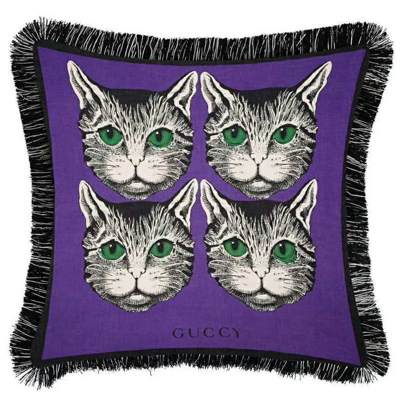 Декоративная подушка с вышивкой Cтиль Gucci Four Cats Violet Фиолетовый Зеленый Черно-белый в Омске | Loft Concept 