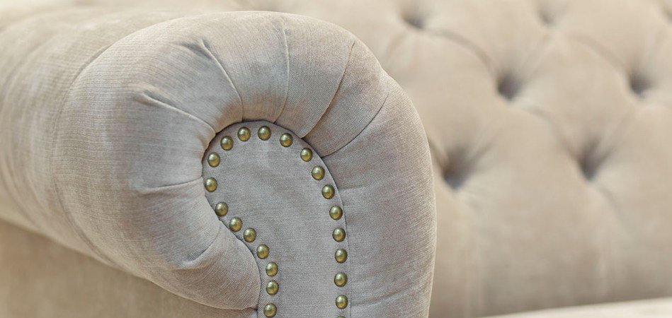 Диван велюровый бежевый трехместный Button Beige Диван велюровый бежевый трехместный Button Beige - Loft-Concept в Омске