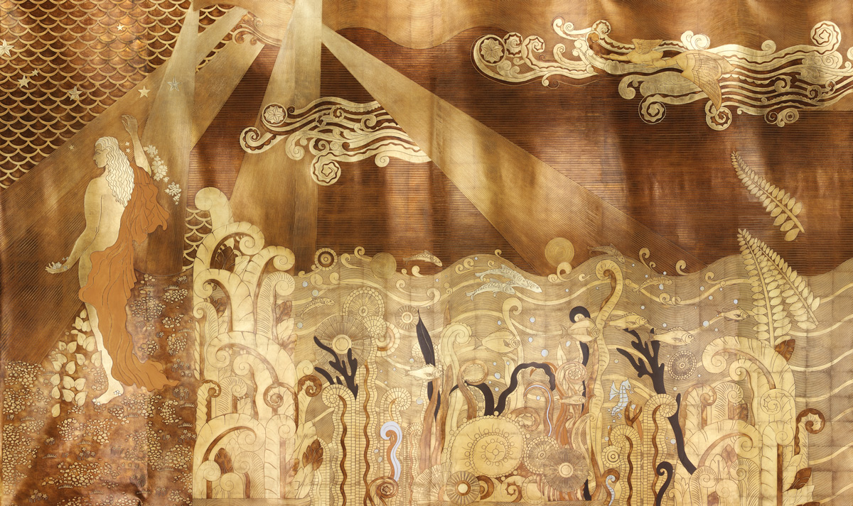 Обои ручная роспись в стиле Арт-деко Deco Dawn Bas Relief on Deep Rich Gold gilded paper Обои ручная роспись в стиле Арт-деко Deco Dawn Bas Relief on Deep Rich Gold gilded paper - постер Loft-Concept в Омске