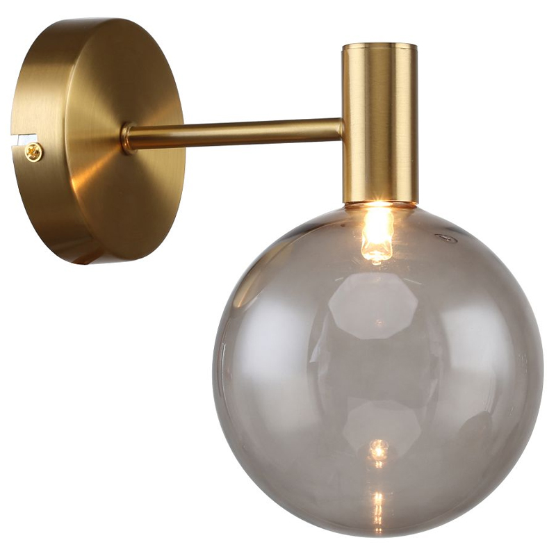 Бра с выдувным плафоном коньячного цвета Carmella Globe Brass Латунь Коньяк в Омске | Loft Concept 