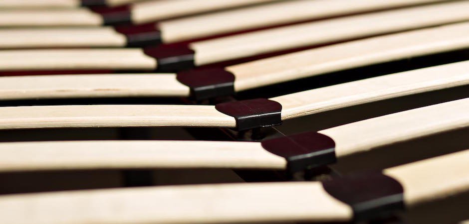 Кровать двуспальная с изголовьем красная Button - фото №2