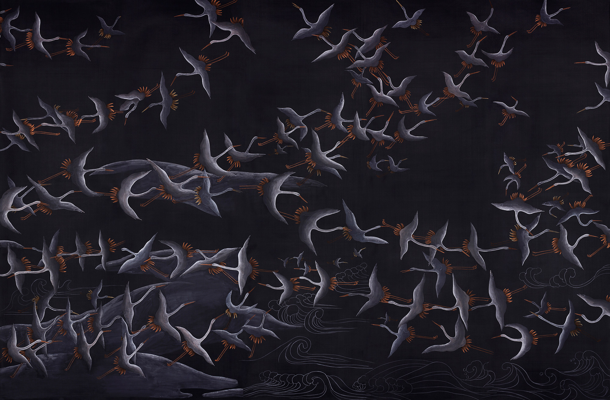 Обои ручная роспись Cranes Scroll Limewash on Pitch dyed silk Обои ручная роспись Cranes Scroll Limewash on Pitch dyed silk - постер Loft-Concept в Омске
