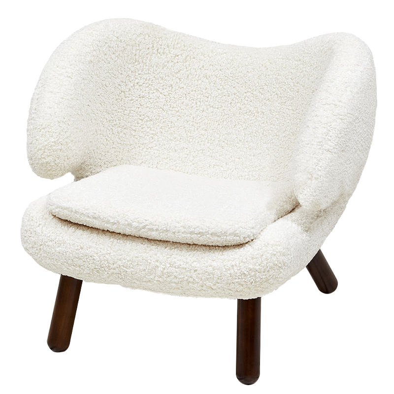 Кресло из белой ткани букле с ножками из массива ясеня Boucle Caldwell White Armchair Белый Коричневый в Омске | Loft Concept 