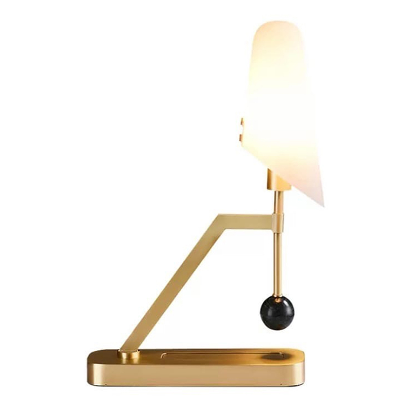 Настольная лампа Gold table lamp with stone Золотой Белый в Омске | Loft Concept 