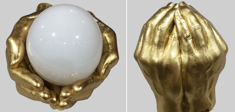 Бра Glowing Ball In The Gold Hands Бра Glowing Ball In The Gold Hands - Loft-Concept в Омске
