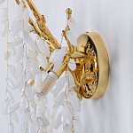 Бра золотого цвета с ветвями и белыми овальными стеклянными подвесками Droplet Chandelier варинант исполнения - 6 | Loft Concept в Омске