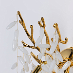 Бра золотого цвета с ветвями и белыми овальными стеклянными подвесками Droplet Chandelier варинант исполнения - 4 | Loft Concept в Омске