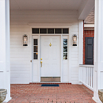 Настенный фонарь цилиндрической формы с рифленым стеклом в золотом каркасе на черном прямоугольном основании Eurofase варинант исполнения - 8 | Loft Concept в Омске