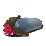 Подушка из джинсовой одежды и вязания Heart&Brain варинант исполнения - 2 | Loft Concept в Омске