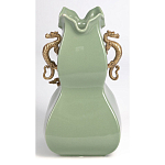 Ваза зеленого цвета из фарфора с бронзовыми ручками в виде драконов и рельефным цветочным декором Eden Garden porcelain and bronze варинант исполнения - 5 | Loft Concept в Омске