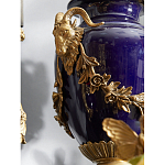 Подсвечник из темно-синего фарфора с бронзовыми элементами и цветами Eden Garden варинант исполнения - 7 | Loft Concept в Омске