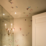 Обои ручная роспись Butterflies Icarus on Rose Shadow metallic silk варинант исполнения - 1 | Loft Concept в Омске