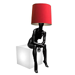 Лампа MANNEQUIN LAMP с абажуром девушка на кресле варинант исполнения - 2 | Loft Concept в Омске