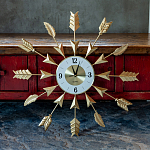 Часы настенные золотые из металла с декором в виде стрел Current Time варинант исполнения - 2 | Loft Concept в Омске