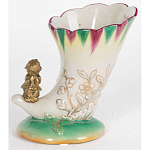 Ваза из фарфора с бронзовой фигуркой ангела Eden Garden porcelain and bronze варинант исполнения - 2 | Loft Concept в Омске