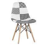 Пластиковый стул на ножках из массива бука Eames Черно-Белый Пэчворк варинант исполнения - 1 | Loft Concept в Омске