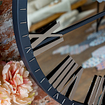 Часы настенные зеркальные с серебряным металлическим циферблатом Mirror Tower Clock варинант исполнения - 2 | Loft Concept в Омске