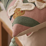 Подушка с цветочным принтом и кисточками Blooming Elegance Daisy варинант исполнения - 7 | Loft Concept в Омске