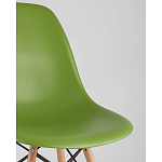 Пластиковый стул на ножках из массива бука Eames Green варинант исполнения - 2 | Loft Concept в Омске
