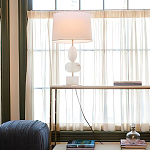 Настольная лампа на фигурном мраморном основании Conundrum варинант исполнения - 5 | Loft Concept в Омске