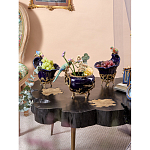 Чаша темно-синего цвета из фарфора с разноцветной птичкой Eden Garden porcelain and bronze варинант исполнения - 7 | Loft Concept в Омске