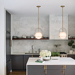 Подвесной светильник с белым плафоном в форме шара в арочной подвеске Hinkley варинант исполнения - 19 | Loft Concept в Омске