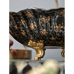 Блюдо черного цвета из фрафора на бронзовых ножках Eden Garden porcelain and bronze варинант исполнения - 5 | Loft Concept в Омске
