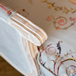 Двухместный диван из массива бука серый с растительным орнаментом Raffael Blue Grey Sofa варинант исполнения - 3 | Loft Concept в Омске