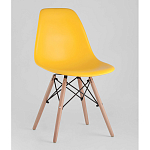 Пластиковый стул на ножках из массива бука Eames Yellow варинант исполнения - 1 | Loft Concept в Омске