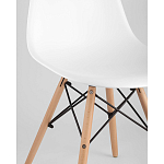 Пластиковый стул на ножках из массива бука Eames White  варинант исполнения - 2 | Loft Concept в Омске
