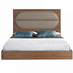 Кровать двуспальная с высоким изголовьем из дерева и подушек из экокожи Modern Look варинант исполнения - 3 | Loft Concept в Омске