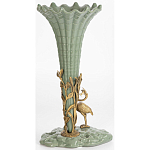 Ваза зеленая фарфоровая с волнистым краем с бронзовой фигуркой журавля Eden Garden  варинант исполнения - 3 | Loft Concept в Омске