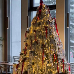 Комплект Новогодней Елки вместе с серебряной мишурой и красными лентами варинант исполнения - 2 | Loft Concept в Омске