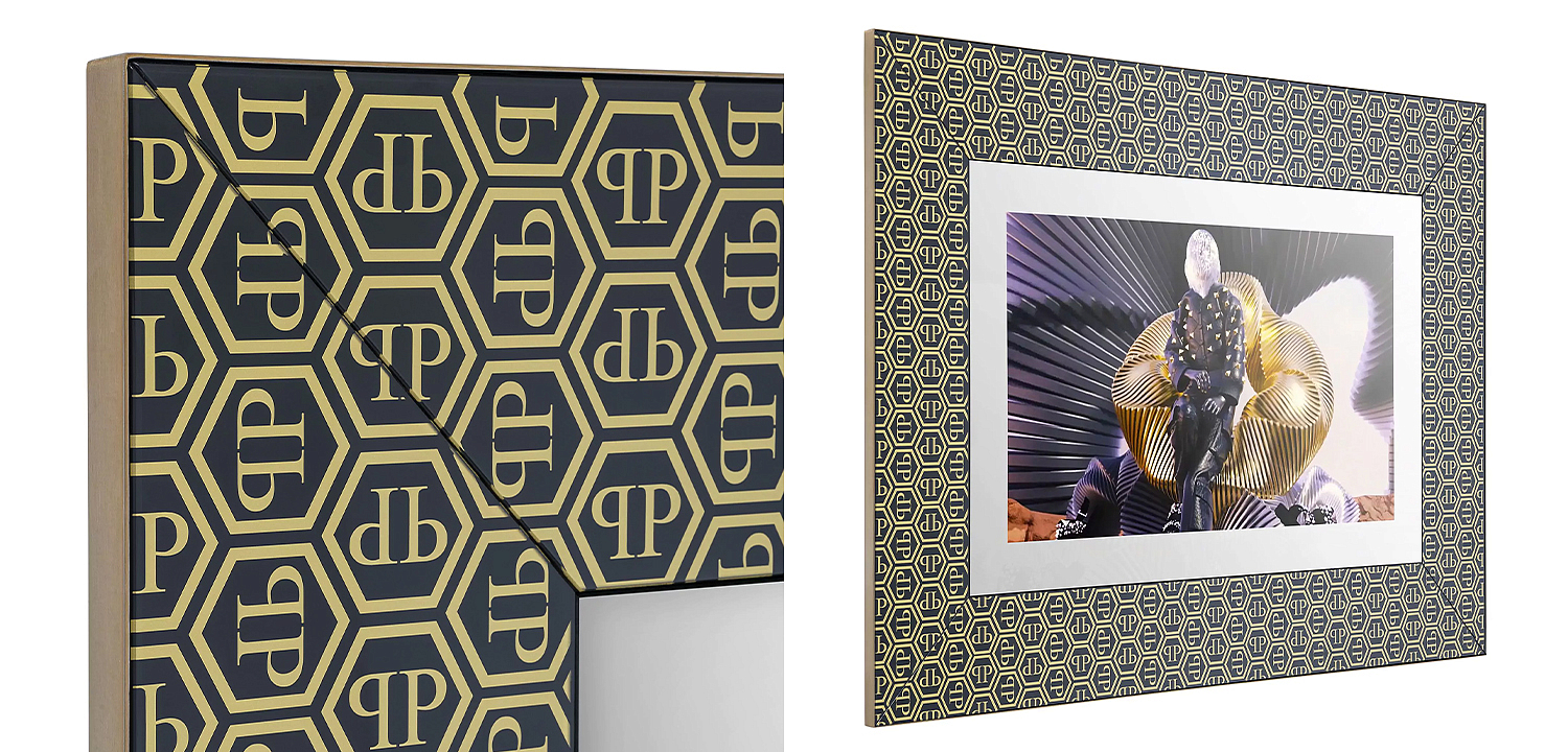 Экран Philipp Plein PP GLASS NFT M 32 дюйма Экран Philipp Plein PP GLASS NFT M 32 дюйма - Loft-Concept в Омске
