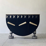 Дизайнерский комод полукруглый черный с 3-мя фактурным ящиками Occasion варинант исполнения - 1 | Loft Concept в Омске