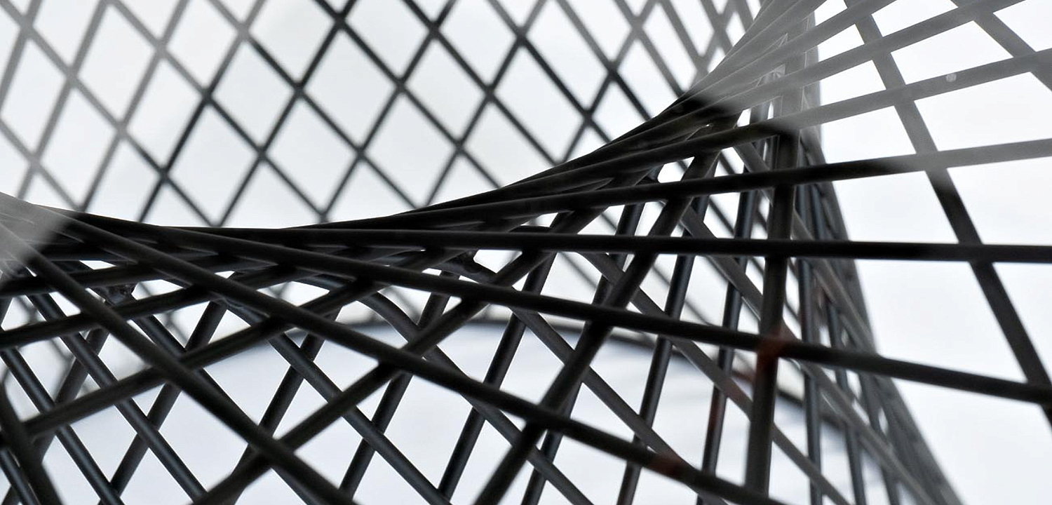 Обеденный стол Black Mesh Обеденный стол Black Mesh - Loft-Concept в Омске