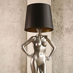 Лампа MANNEQUIN LAMP с абажуром руки на талии варинант исполнения - 4 | Loft Concept в Омске