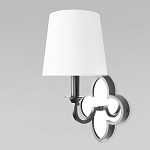 Бра с белым текстильным абажуром и декоративным основанием в виде четырехлистника с зеркальной вставкой Vitorino варинант исполнения - 8 | Loft Concept в Омске