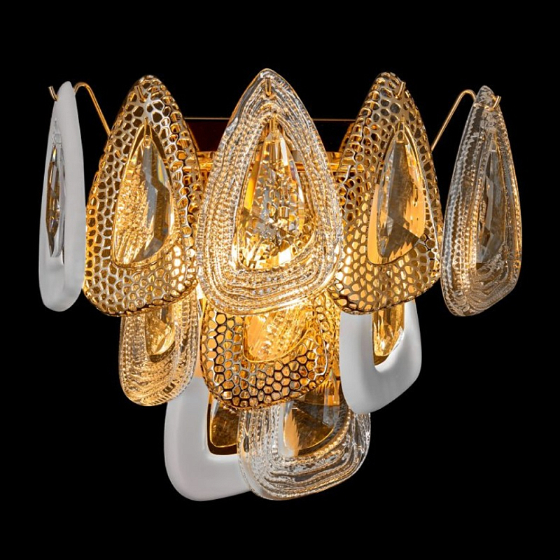 Бра с белыми и прозрачными подвесками Character Chandelier Золотой Прозрачный Белый Бра с белыми и прозрачными подвесками Character Chandelier Золотой Прозрачный Белый в Омске | Loft Concept