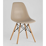 Пластиковый стул на ножках из массива бука Eames Beige варинант исполнения - 1 | Loft Concept в Омске