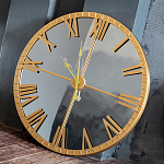 Часы настенные зеркальные с золотым металлическим циферблатом Mirror Tower Clock варинант исполнения - 4 | Loft Concept в Омске