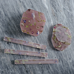 Шкатулка из эпоксидной смолы с цветами розовая Epoxy Resin Square Box Pink варинант исполнения - 4 | Loft Concept в Омске