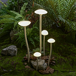 Уличный светильник с пятью матовыми плафонами в форме грибов на высоких изогнутых ножках Mushroom Shape варинант исполнения - 1 | Loft Concept в Омске