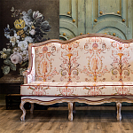 Трехместный диван из массива бука бежевый с растительным орнаментом Raffael Renaissance Beige Sofa варинант исполнения - 10 | Loft Concept в Омске