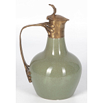 Кувшин зеленого цвета из фарфора с бронзовой крышкой и изогнутой ручкой Eden Garden porcelain and bronze варинант исполнения - 1 | Loft Concept в Омске