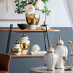 Ваза белая с крышкой и золотистыми фрагментами Chinoiserie Ceramics варинант исполнения - 3 | Loft Concept в Омске