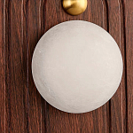 Настенный светильник с деревянным резным основанием Wood Wall Lamp варинант исполнения - 2 | Loft Concept в Омске